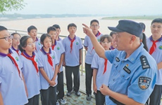 �Gˮ��ɽ�g����һ��˼���n